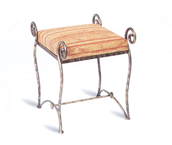 Windsor Stool