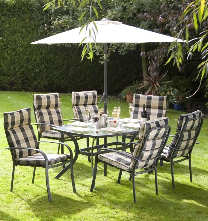 Gardens and Homes Direct Suntime 1.5m Santa Cruz Garden Dining Set