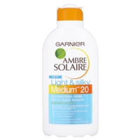 Garnier Ambre Solaire Light and Silky Milk 20 200ml