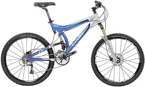 2004 VT1 Giant Mountain bike.