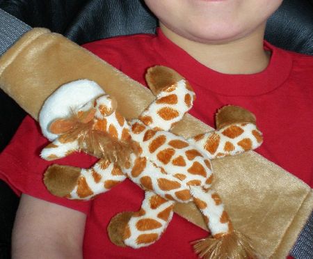 Plush Seat Belt Cover Giraffe