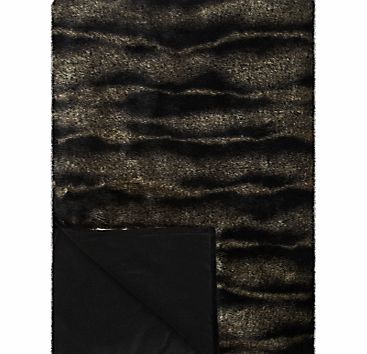 Faux Fur Finlandia Throw