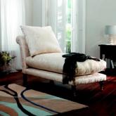 henley Chaise Longue - Wilman Rosa Honey - Light leg stain
