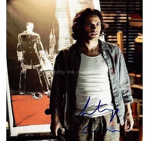 Heroes Autographs SANTIGO CABRERA as Isaac Mendez - Heroes GENUINE AUTOGRAPH