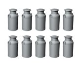 Hornby R8678 Milk churns 00 Gauge Skaledale Street Life Collection