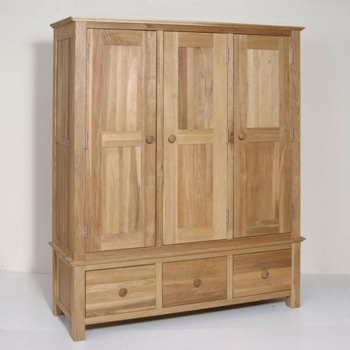 Hunston Oak Furniture Hunston Oak Triple WardrobeDISC