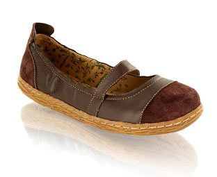 Casual Shoe With Elastic Bar - Website Exclusive