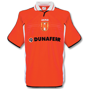 02-03 Dunaferr SE Home shirt