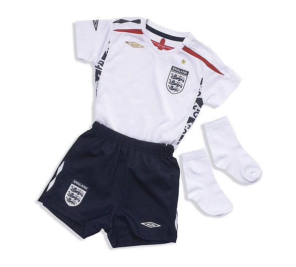 Umbro 07-09 England Little Boys home