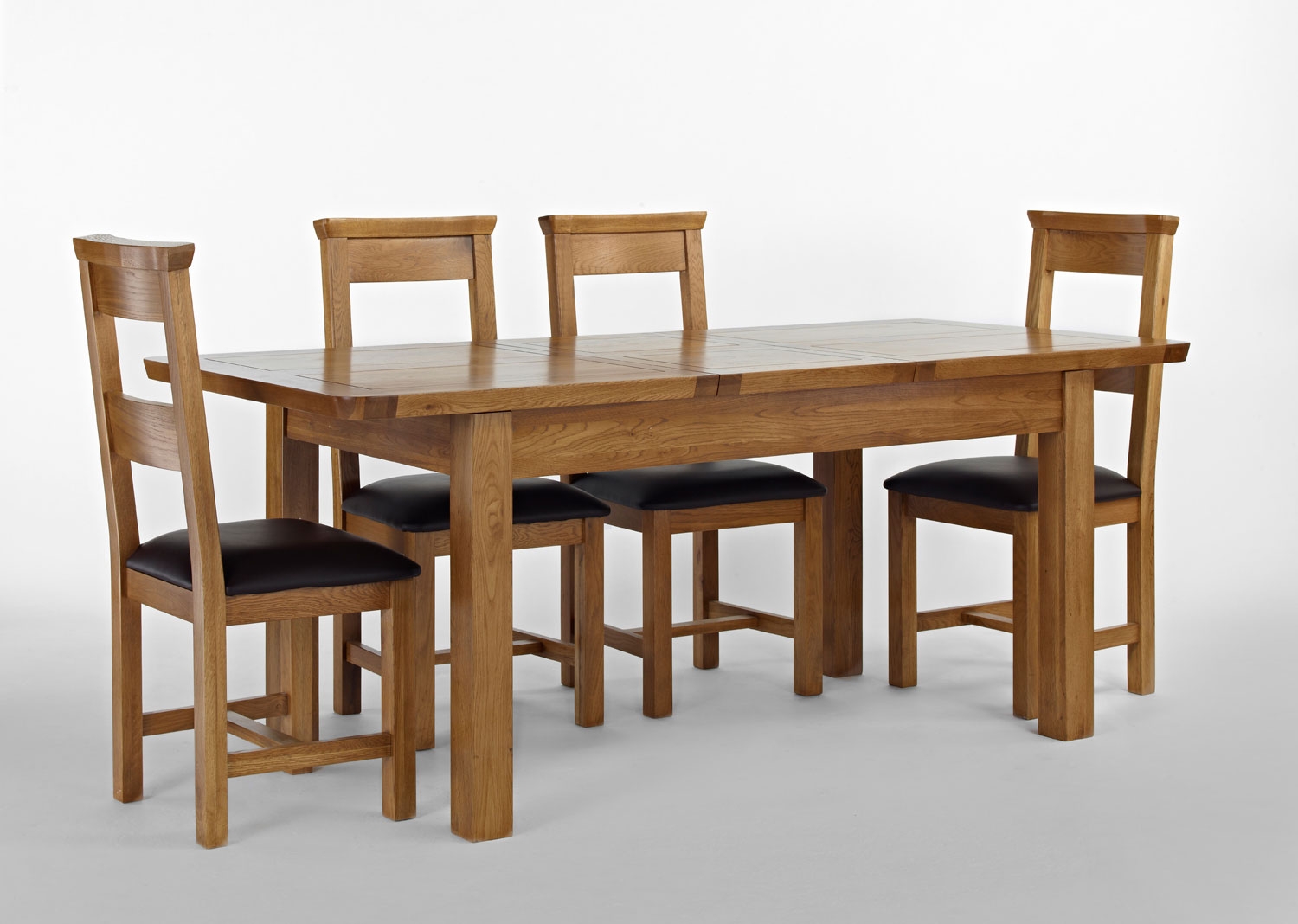 Knightsbridge Oak Extending Dining Table and 4