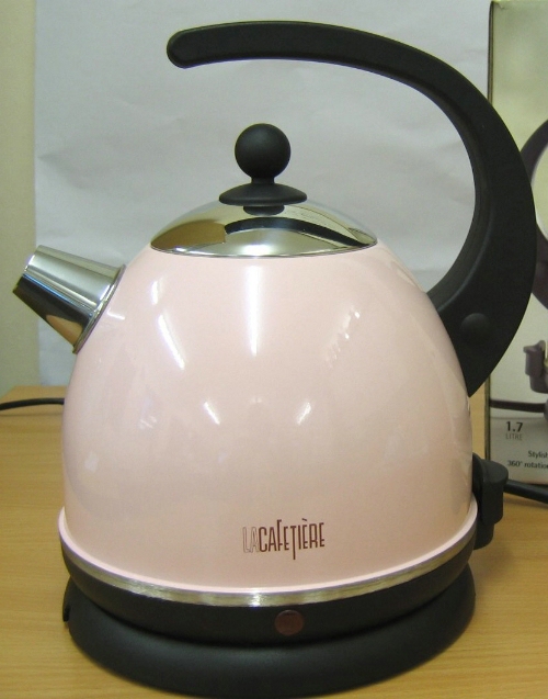 La cafetiere Pink Electric Kettle