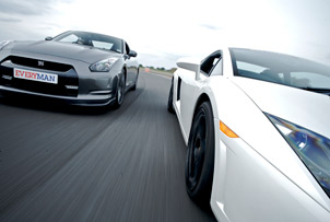 Gallardo LP560-4 vs Nissan GTR