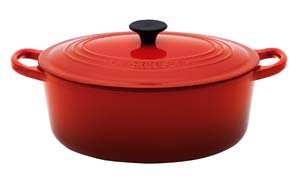 LE CREUSET 27cm Oval Cast Iron Casserole Cerise