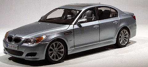 Maisto BMW M5 in Silver