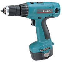 6337Dwde3 14.4v Cordless Drill Driver   3 Batteries 2.6Ah NiMh