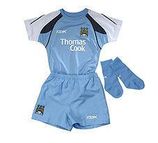 Reebok 06-07 Man City Home Infant Kit