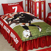 Manchester United Ronaldo Duvet and Pillow Case Set.