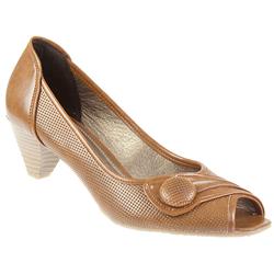 Female Wen22300-22 in Black, Tan