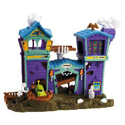 Matchbox Hero City Haunted House Playset