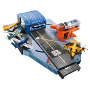 Matchbox Skybuster Airport Hanger Playset