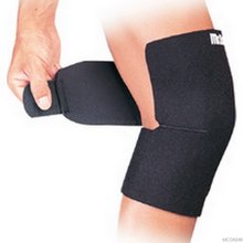 McDavid Knee Wrap