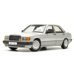 Mercedes 190E 1990 - Silver 1:18