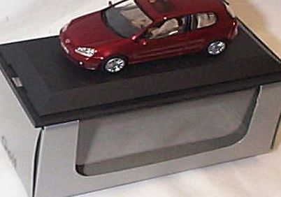 Minichamps  VW golf MK V burgandy schuro car 1.43 scale diecast model