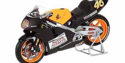 Minichamps Pauls Model Art 1/12 Valentino Rossi Honda NSR500 2000 Test Bike Ltd Edition