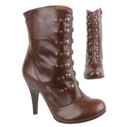 Female Libbi Brown Leather in Brown