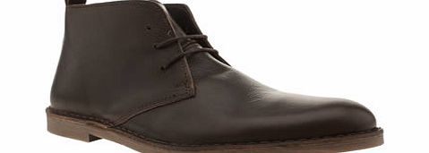 momentum Brown Desmond Boots