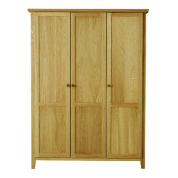 Morris Furniture Avenue Oak 3 Door Wardrobe