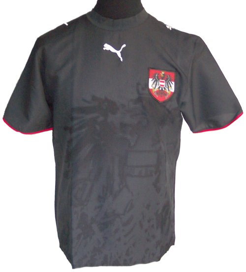 Puma Austria away 06/07