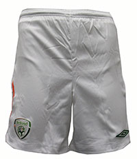 Umbro 08-09 Ireland home shorts