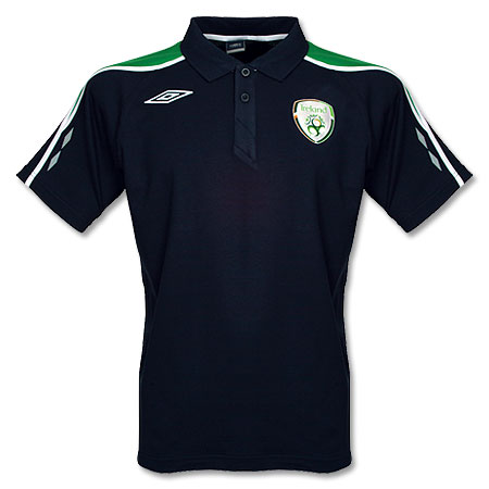 Umbro 08-09 Ireland Poly Tee (navy)