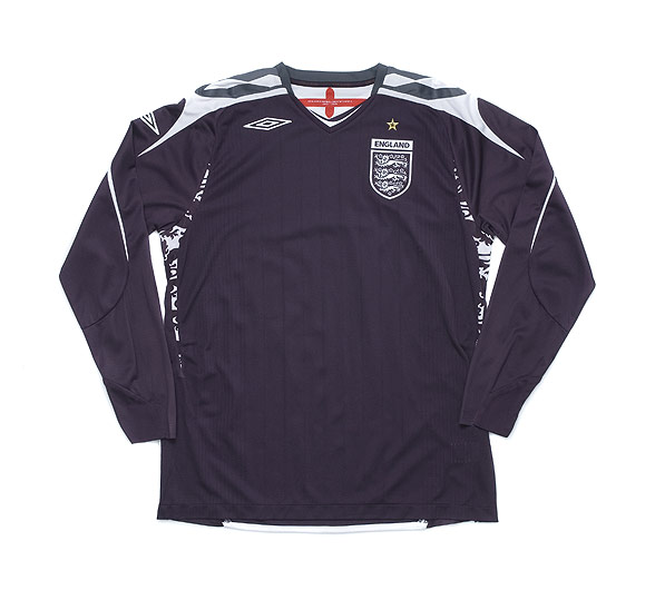 Umbro 07-09 England GK home