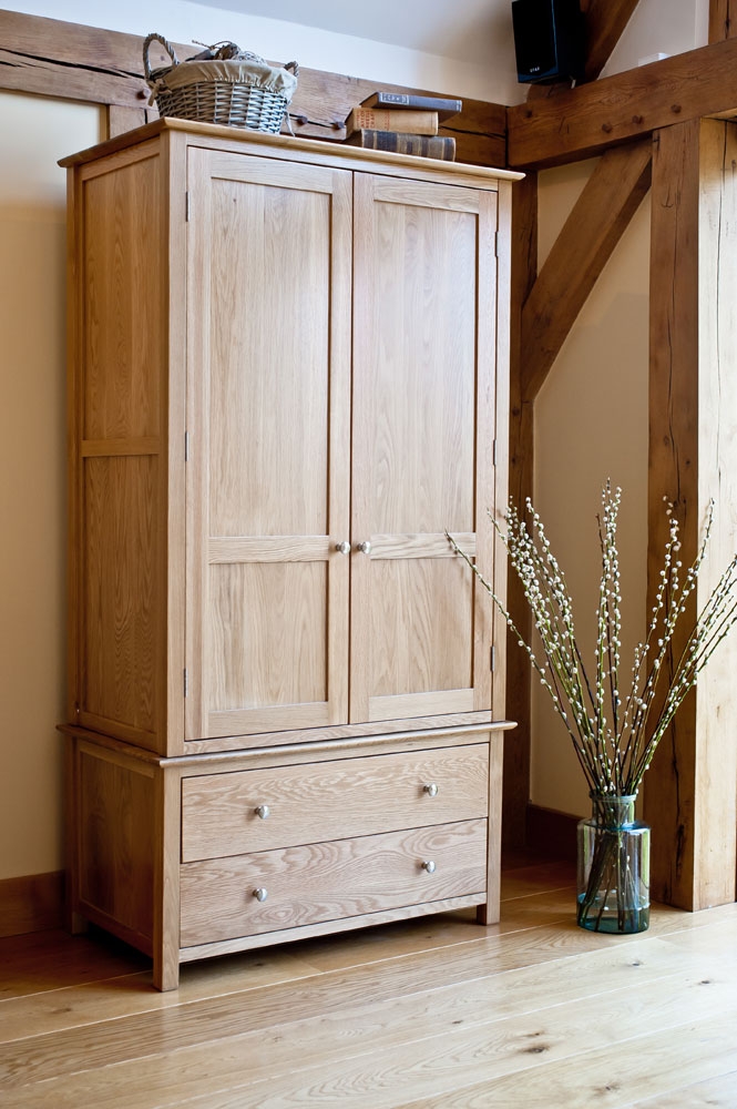 Oak Double Gents Wardrobe with 2