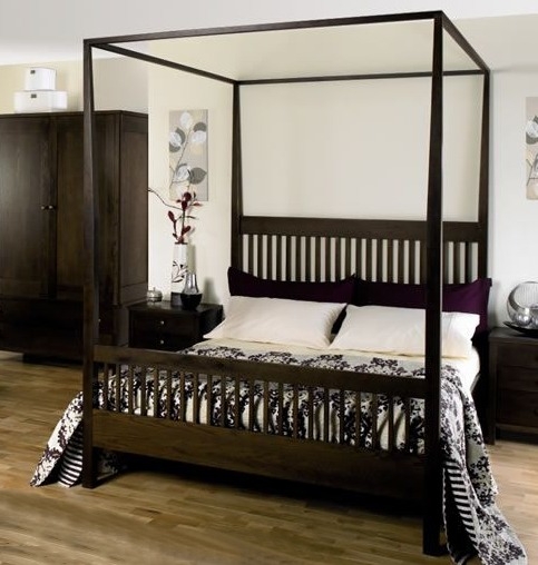 newhaven Dark Oak 4 Poster Bedstead - 135cm