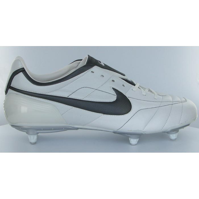 Air Legend SG Football Boots