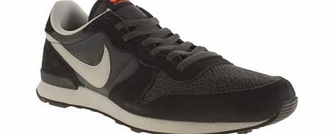 Nike Black Internationalist Trainers