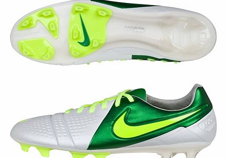 Nike CTR360 Maestri III Firm Ground Football