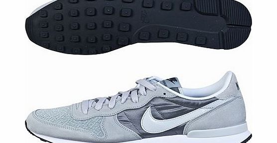 Nike Internationalist Trainers Lt Grey 631754-005