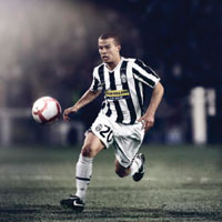 Nike Juventus Home Shirt 2009/10.