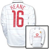 Manchester United European Shirt Long Sleeve 2003/05 - with Keane 16 printing.