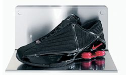 Nike Mens Shox Supreme Cross Trainers