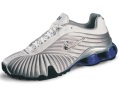 NIKE shox propulsion cross training shoe