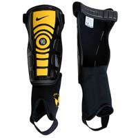 Total90 Protegga II Shin Pad.
