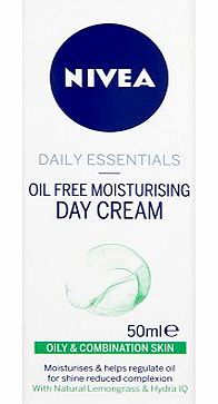 Nivea Daily Essentials Oil Free Moisturising Day