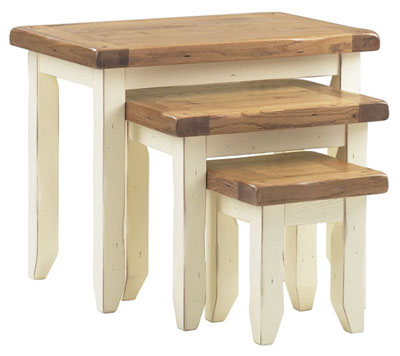 oak NEST OF TABLES RADLEIGH