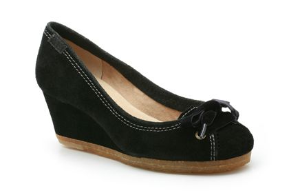 Yarra Valley Black Suede