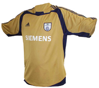 Adidas Grasshoppers Zurich away 04/05